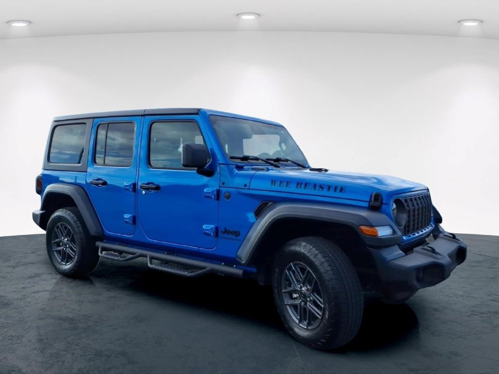 Used 2024 Blue Jeep Sport S image 5