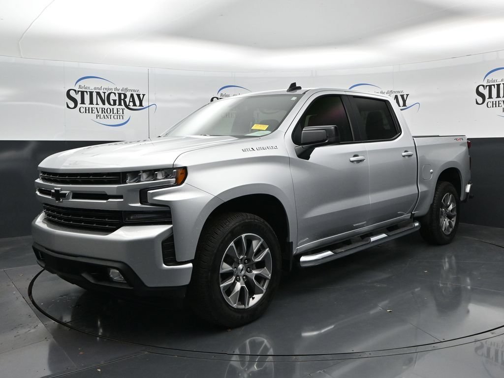 Used 2021 SILVER ICE METALLIC Chevrolet RST image 3