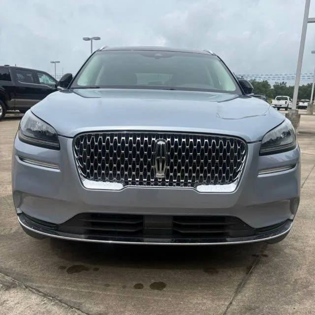 Used 2022 Blue Lincoln Standard image 9