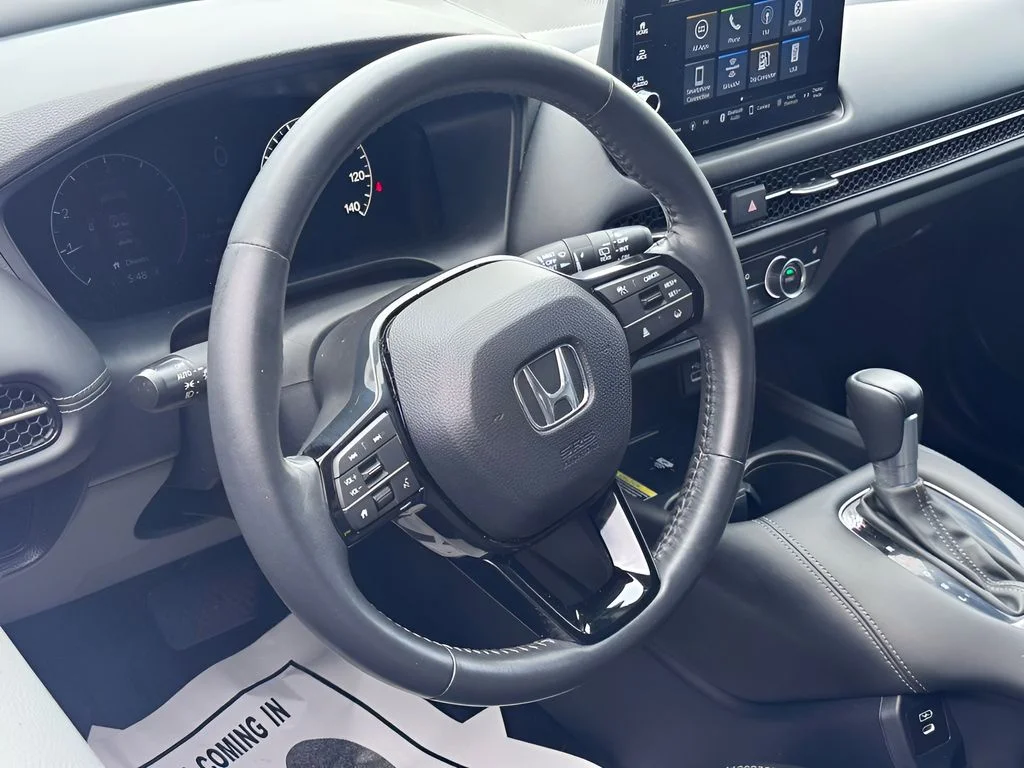 Used 2024 Platinum White Pearl Honda EX-L image 14