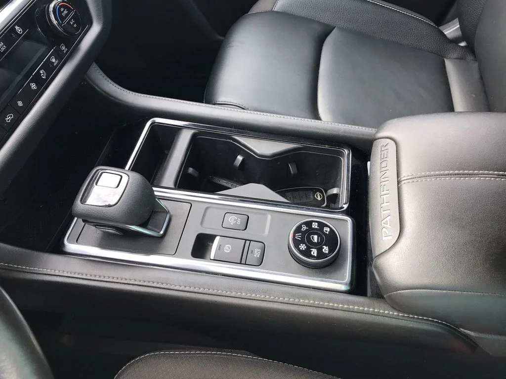 Used 2023 Gray Nissan SL image 19