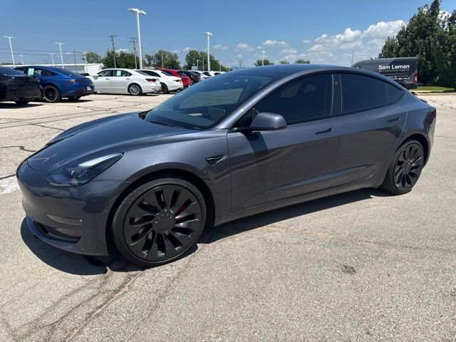 Used 2022  Tesla Performance image 7