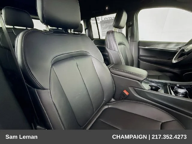 New 2026 White Jeep Limited image 27