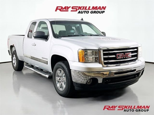 2013 GMC Sierra 4WD Extended Cab SLE MWB's photo