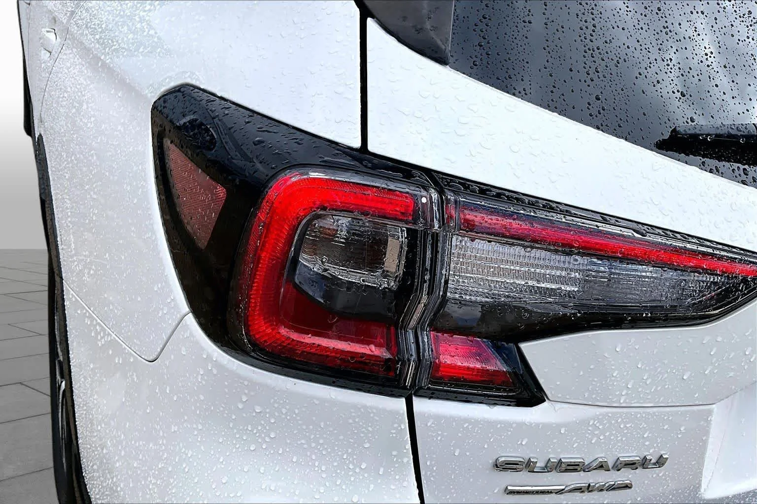 Used 2020 Crystal White Pearl Subaru Premium image 14