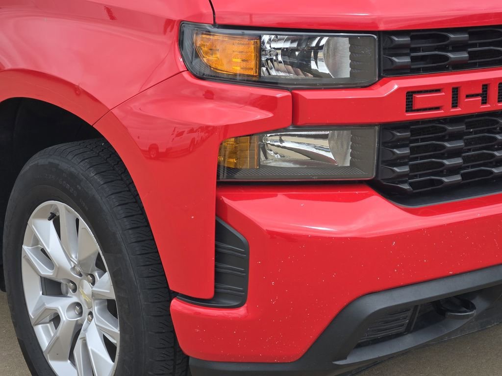 Used 2020 Red Hot Chevrolet Custom image 27