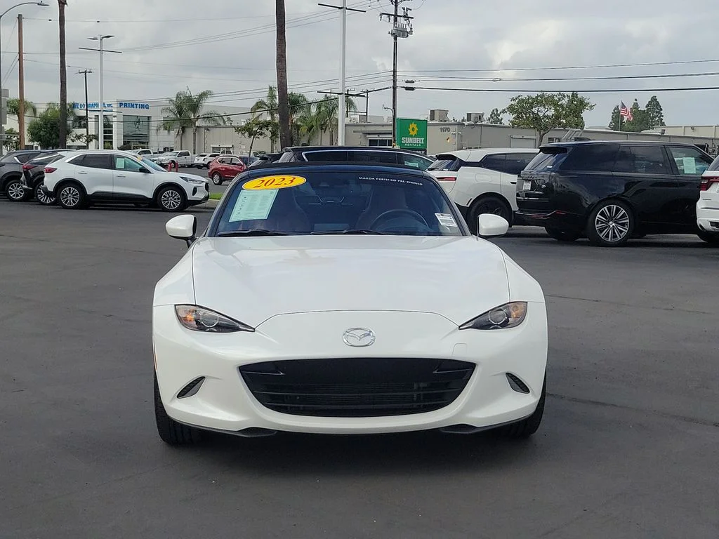 Certified Used 2023 Snowflake White Pearl Mazda Grand Touring image 23