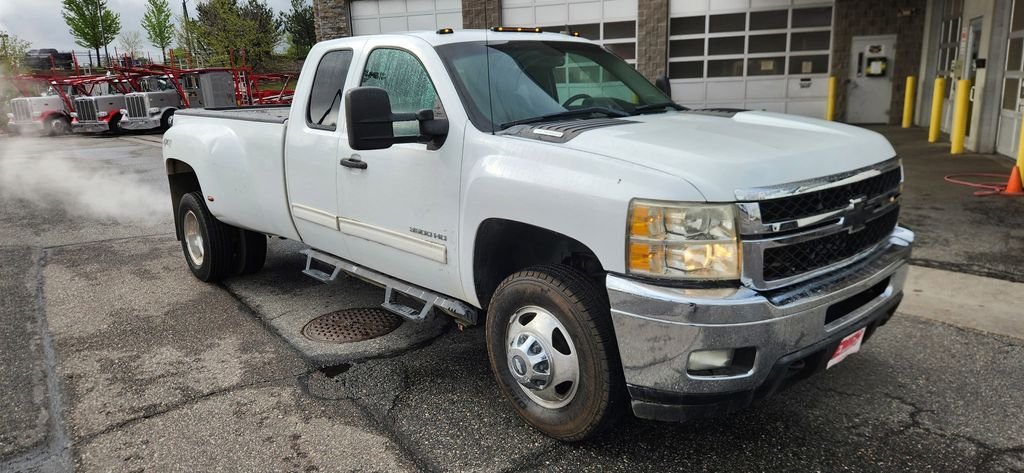 2011 Chevrolet Silverado HD LT 4X4 Extended Cab DRW's photo