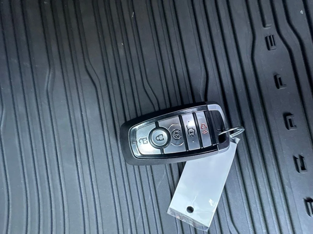 Used 2024 White Metallic Ford ST-Line image 35