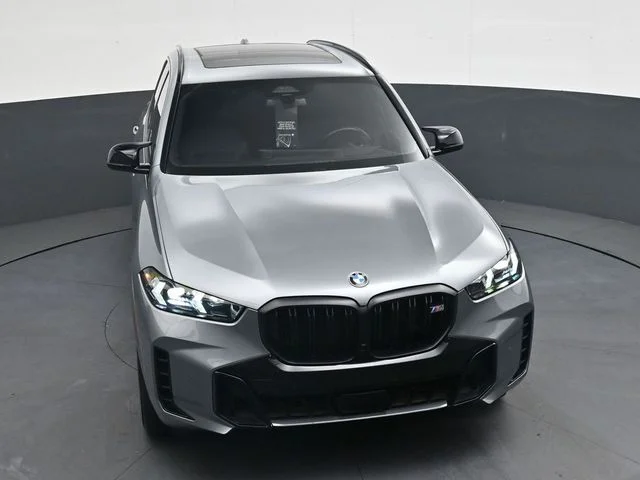 Used 2024 Gray BMW M60i image 33
