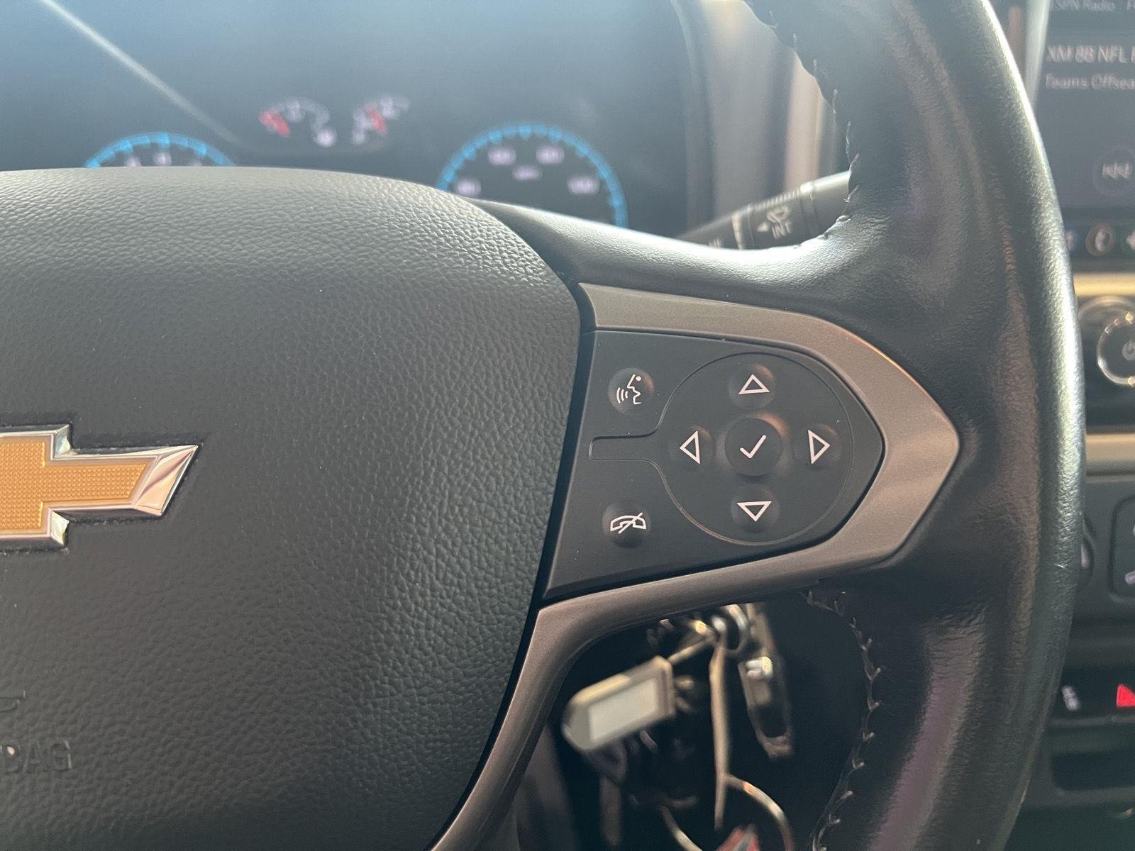 Used 2022 Summit White Chevrolet 4WD Z71 image 19