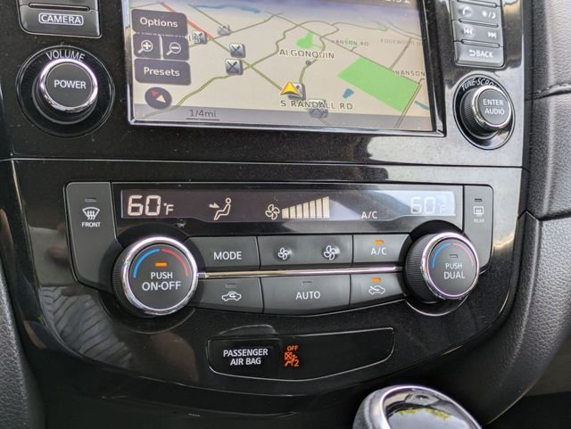 Used 2017 Gray Nissan SV image 21