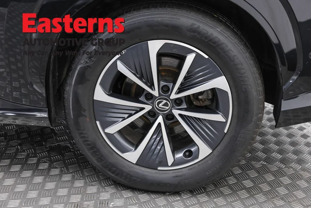 Used 2023 Black Lexus 450e Premium image 32