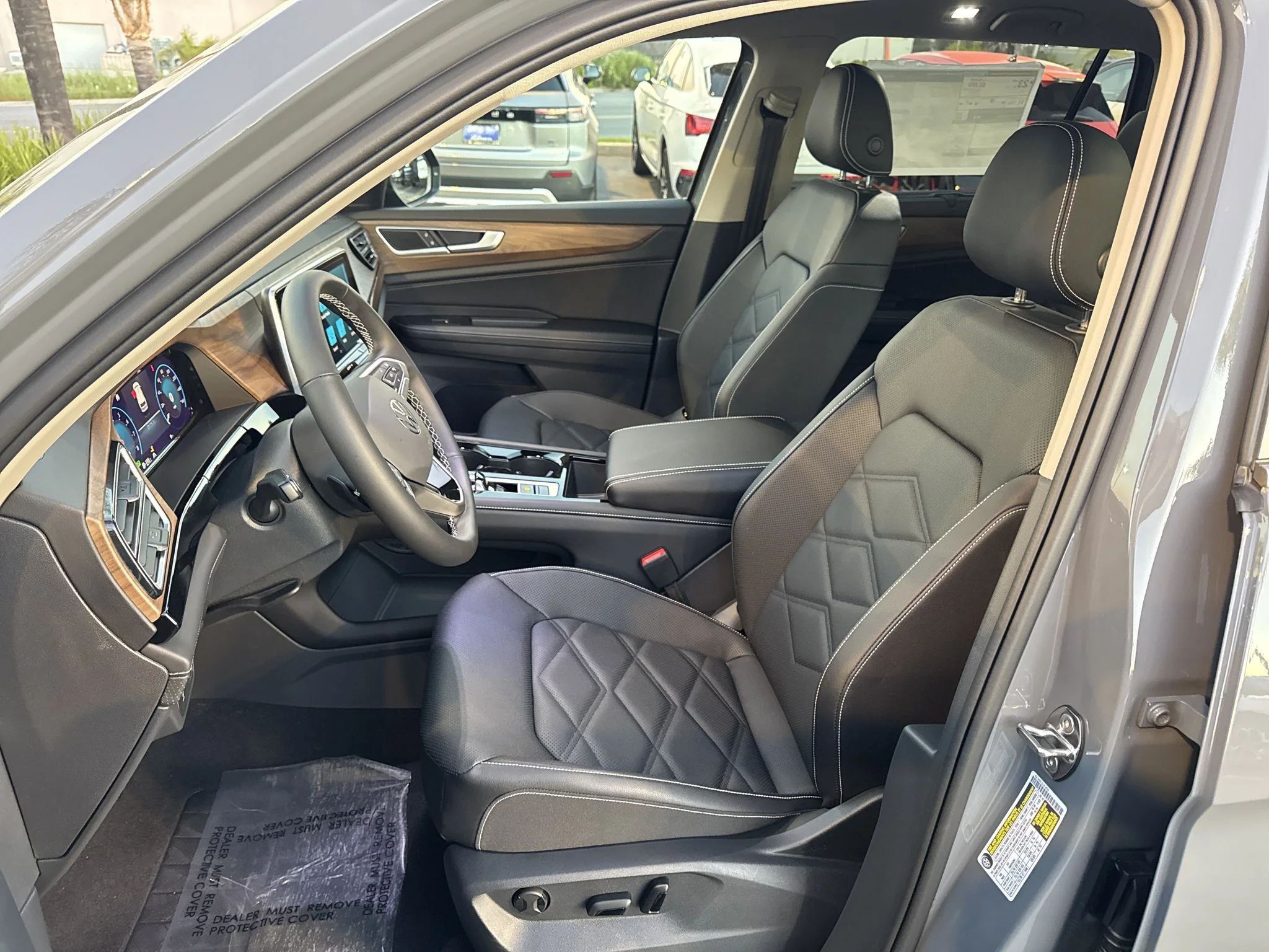 New 2026 PURE GRAY Volkswagen 2.0T SE w/Technology image 14