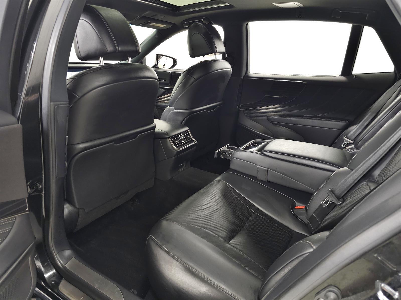 Used 2019 Caviar 223 Lexus  image 33