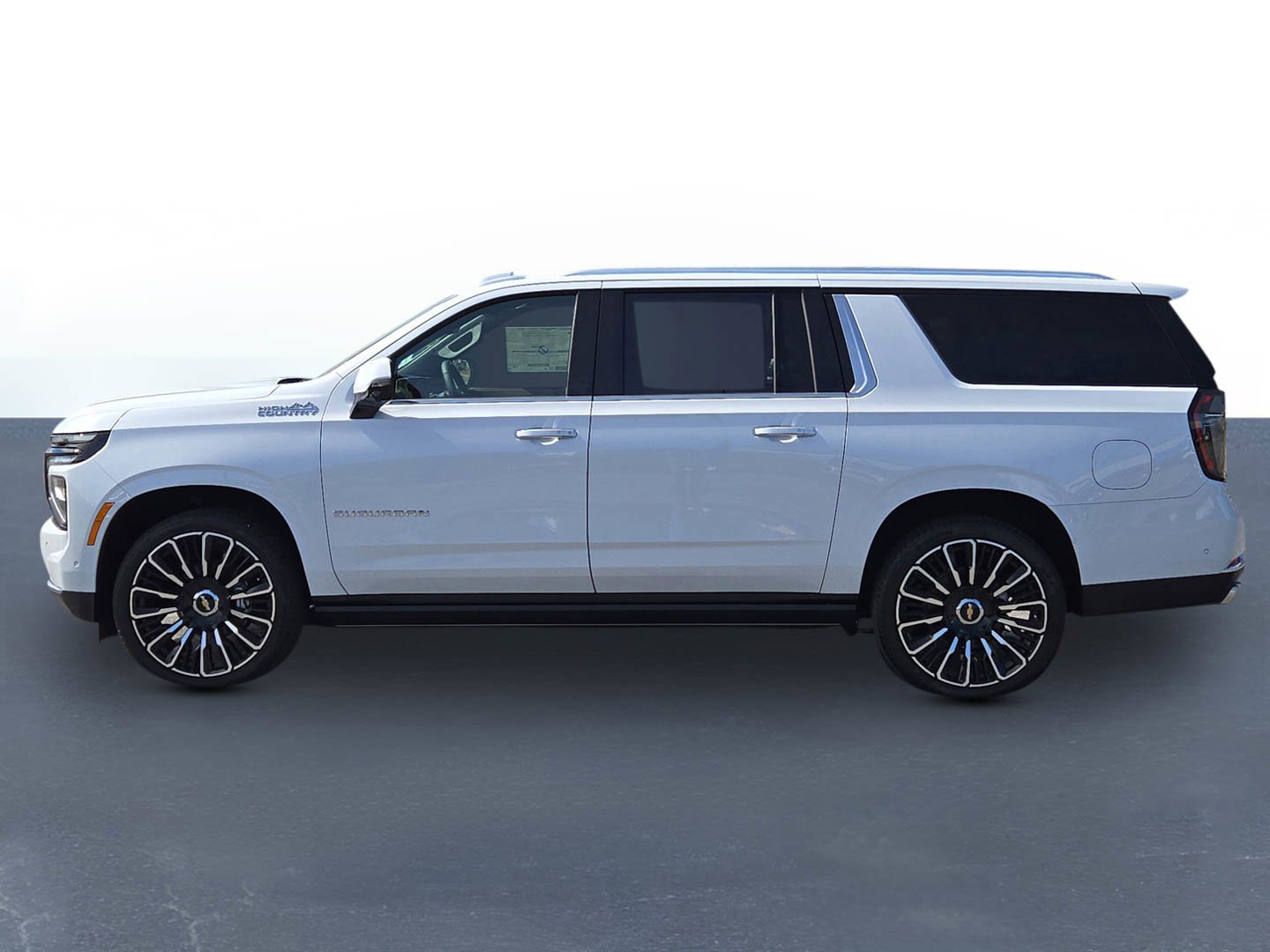2026 Chevrolet Suburban High Country - Photo 9