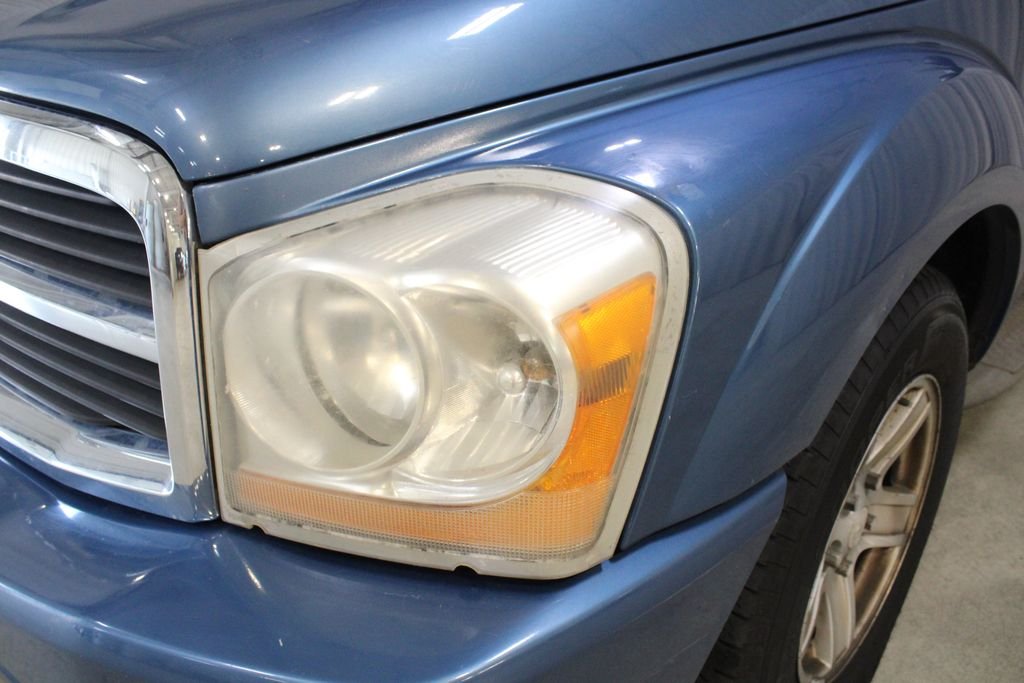 Used 2004 Blue Dodge SLT image 33