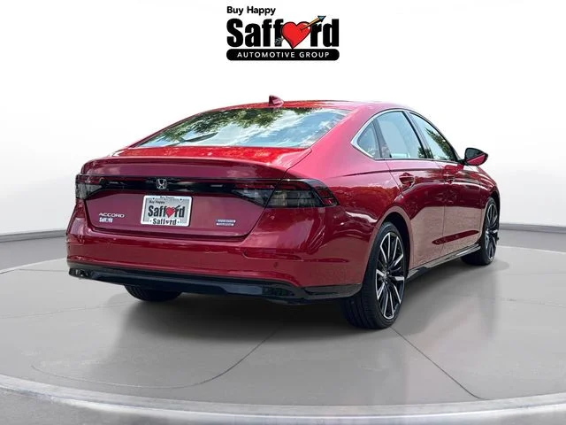 Used 2024 Red Honda Touring image 9