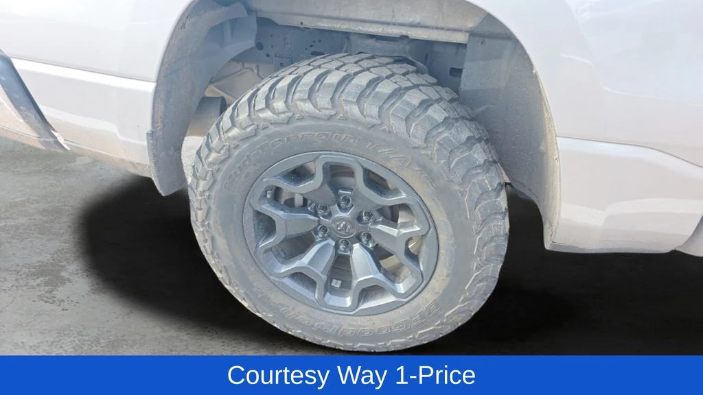 Used 2021 Silver Ram Big Horn/Lone Star image 12