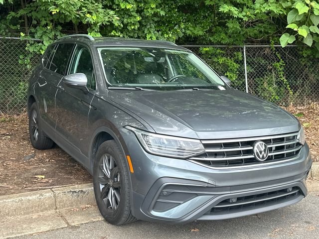 2023 Volkswagen Tiguan 2.0T SE's photo