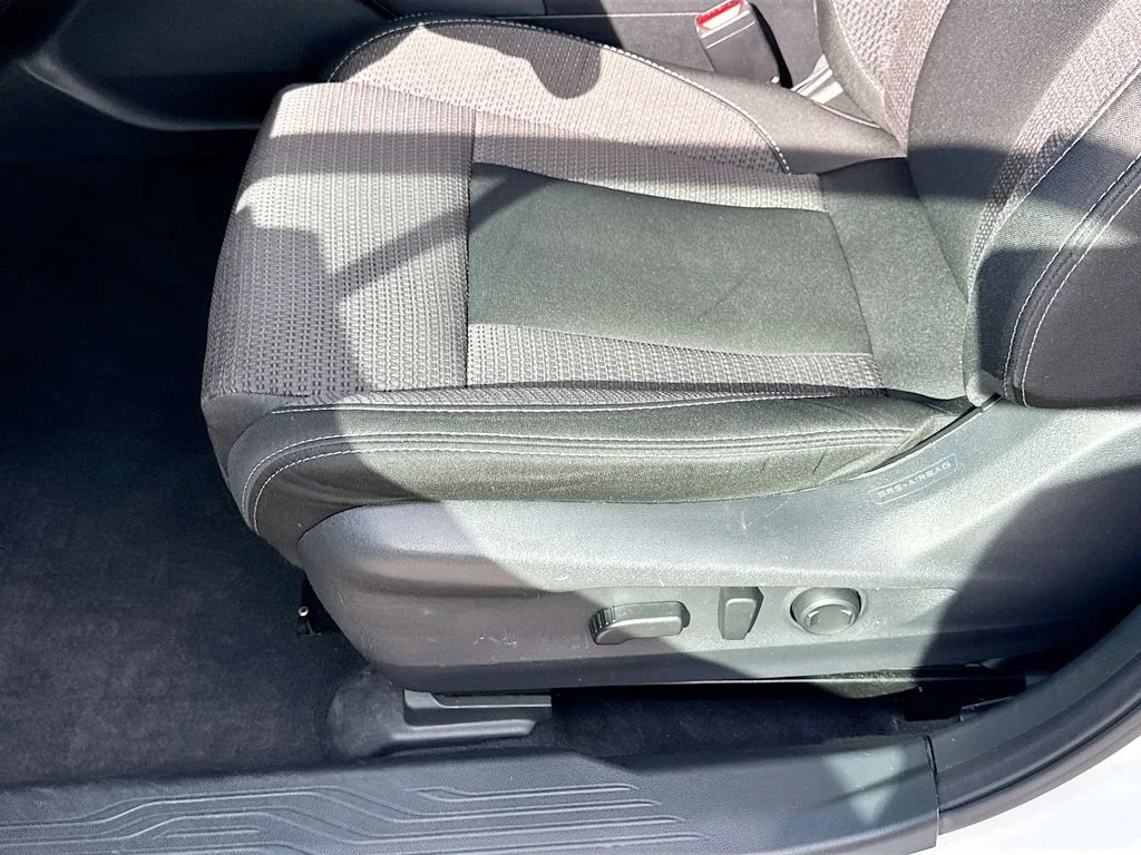 Used 2022 White Subaru Premium image 23
