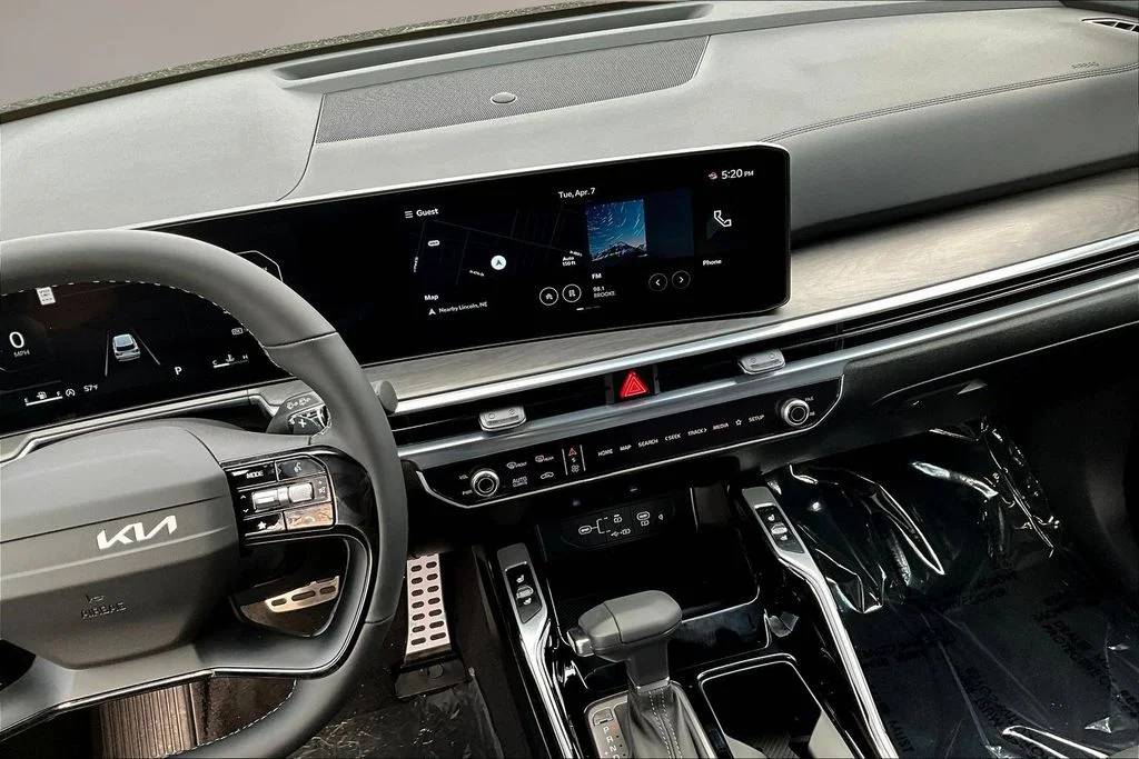 New 2026 Wolf Gray Kia X-Line SX Prestige AWD image 6