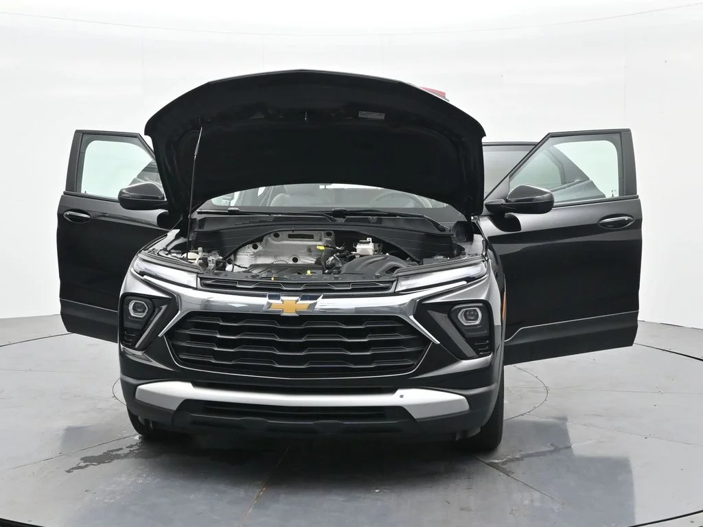 Used 2025 Black Chevrolet LT image 48
