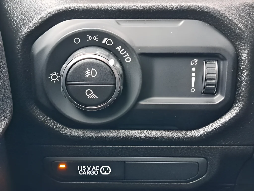 New 2026 Reign Exterior Paint Jeep Sport S image 24