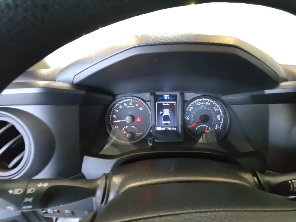 Used 2021 White Toyota SR image 20