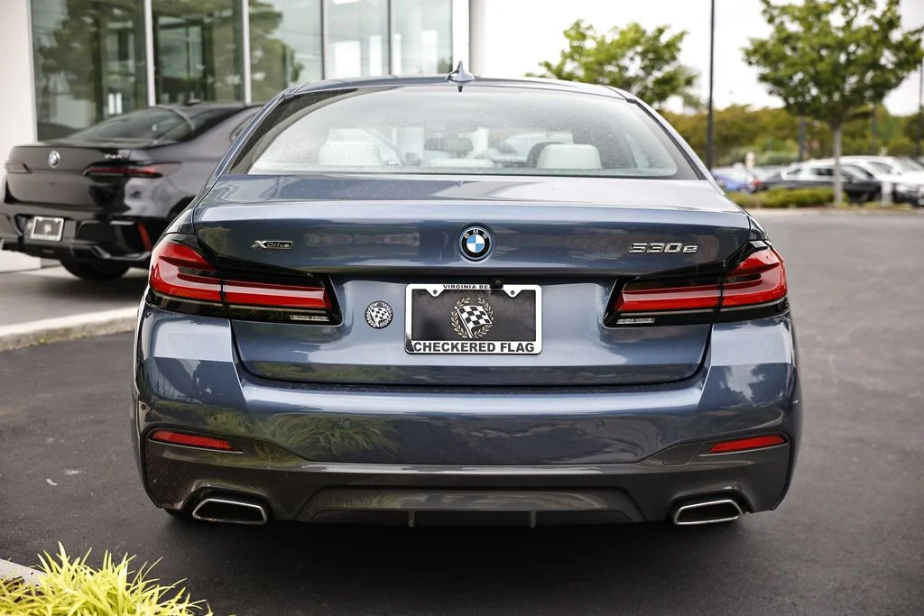 Used 2023 Arctic Race Blue Metallic BMW 530e iPerformance image 10