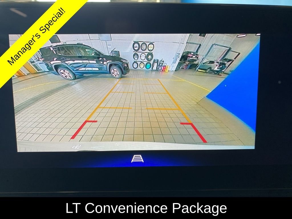Used 2025 White Chevrolet LT image 3