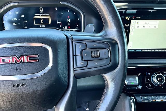 Used 2022 White GMC AT4 image 19