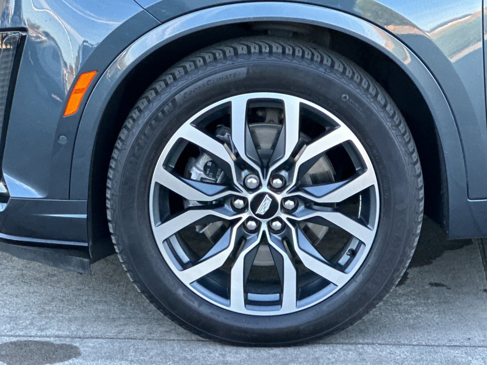 Used 2021 Shadow Metallic Cadillac Sport image 26
