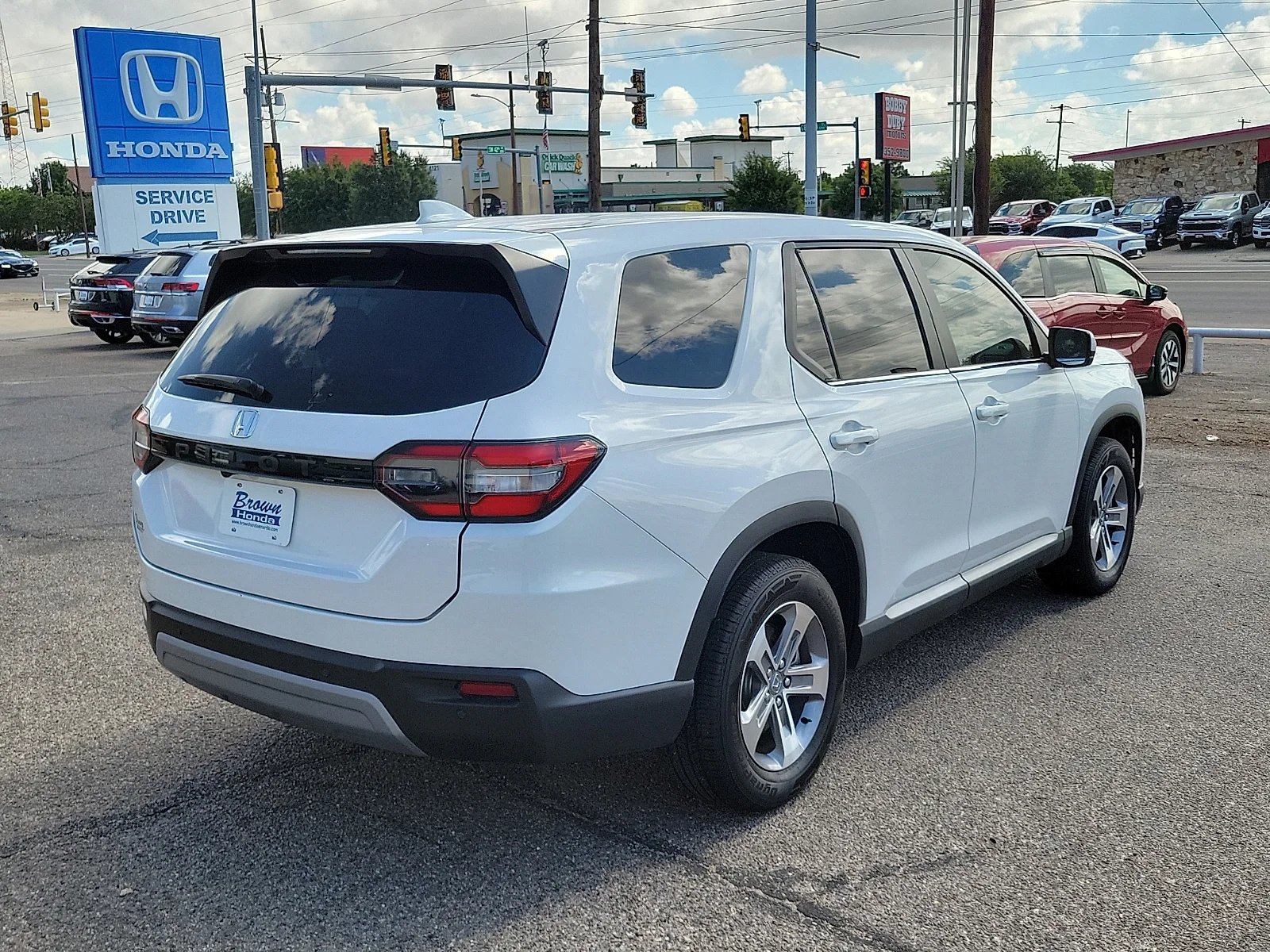 Certified Used 2025 Platinum White Pearl Honda EX-L image 11