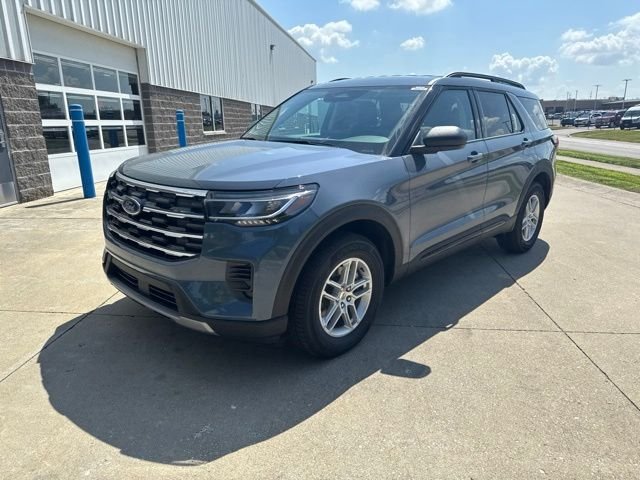 New 2026 Vapor Blue Metallic Ford Active image 9