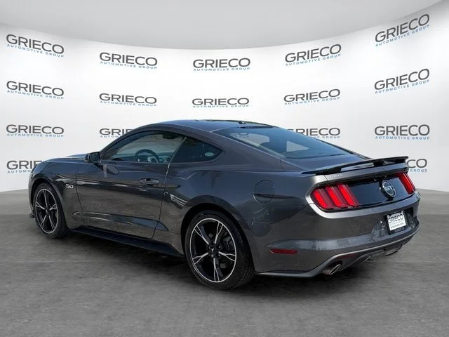 Used 2016 Magnetic Ford GT Premium image 5