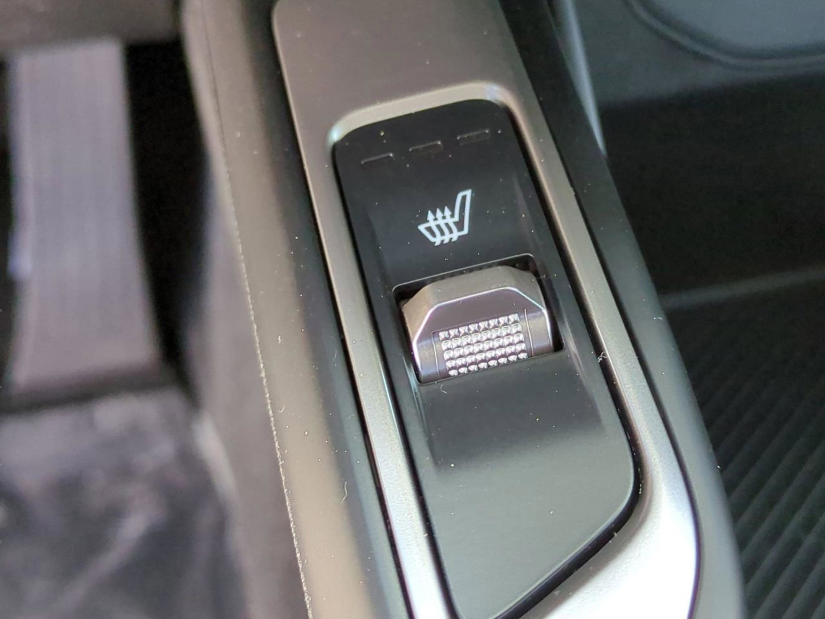New 2026 Wolf Gray Kia EX image 29
