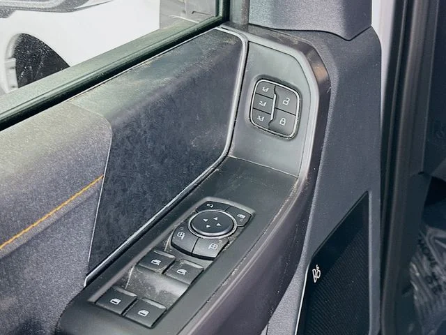 New 2026 Oxford White Ford Tremor image 18