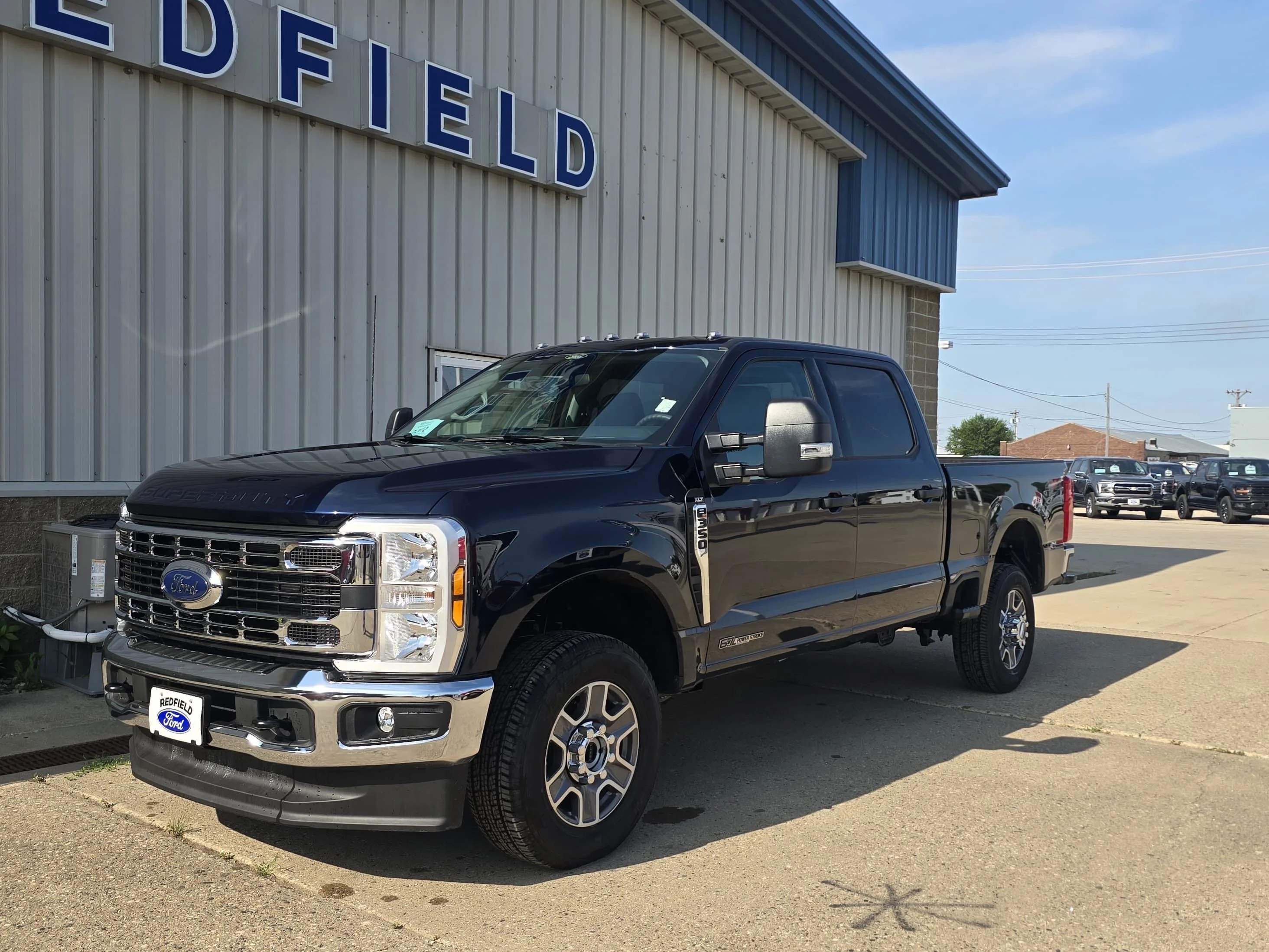 2025 Ford F-350 Super Duty XLT - Photo 6