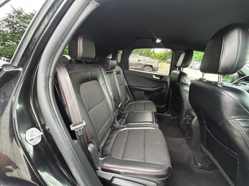 Used 2025 Black Ford ST-Line Sport Utility 4D image 28