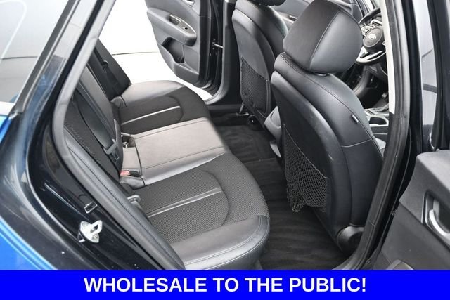 Used 2019 Black Kia S image 33