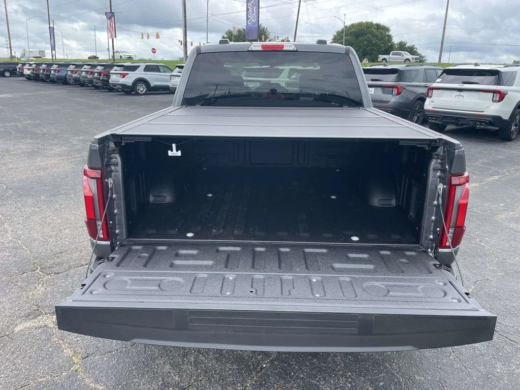 New 2026 Gray Ford Lariat image 10
