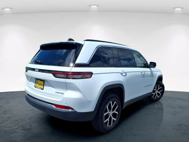 Used 2025 White Jeep Limited image 8
