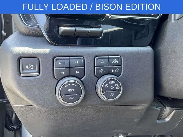 Used 2025 Gray Chevrolet ZR2 image 23
