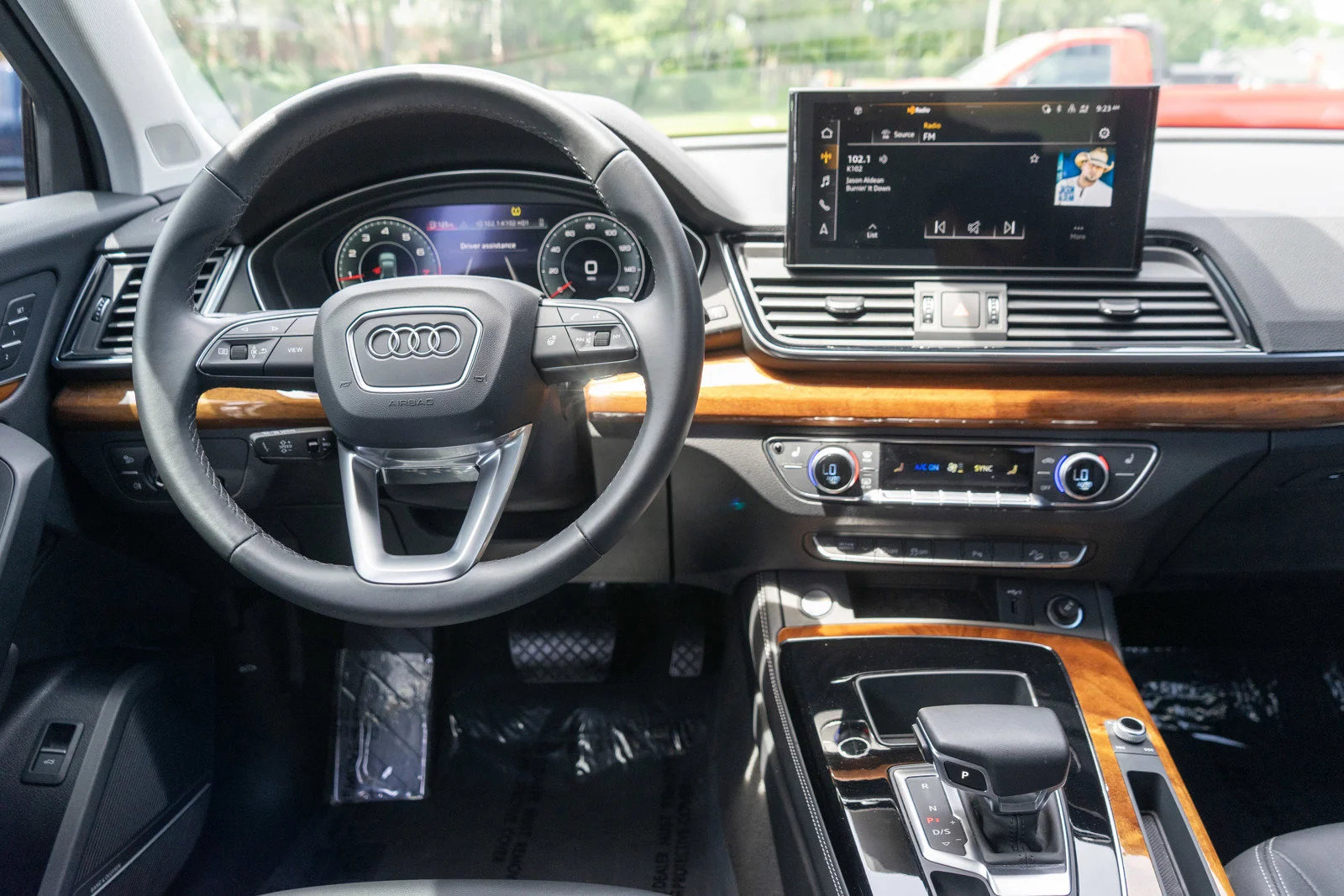 Used 2023 Black Metallic Audi 45 S line Premium image 14