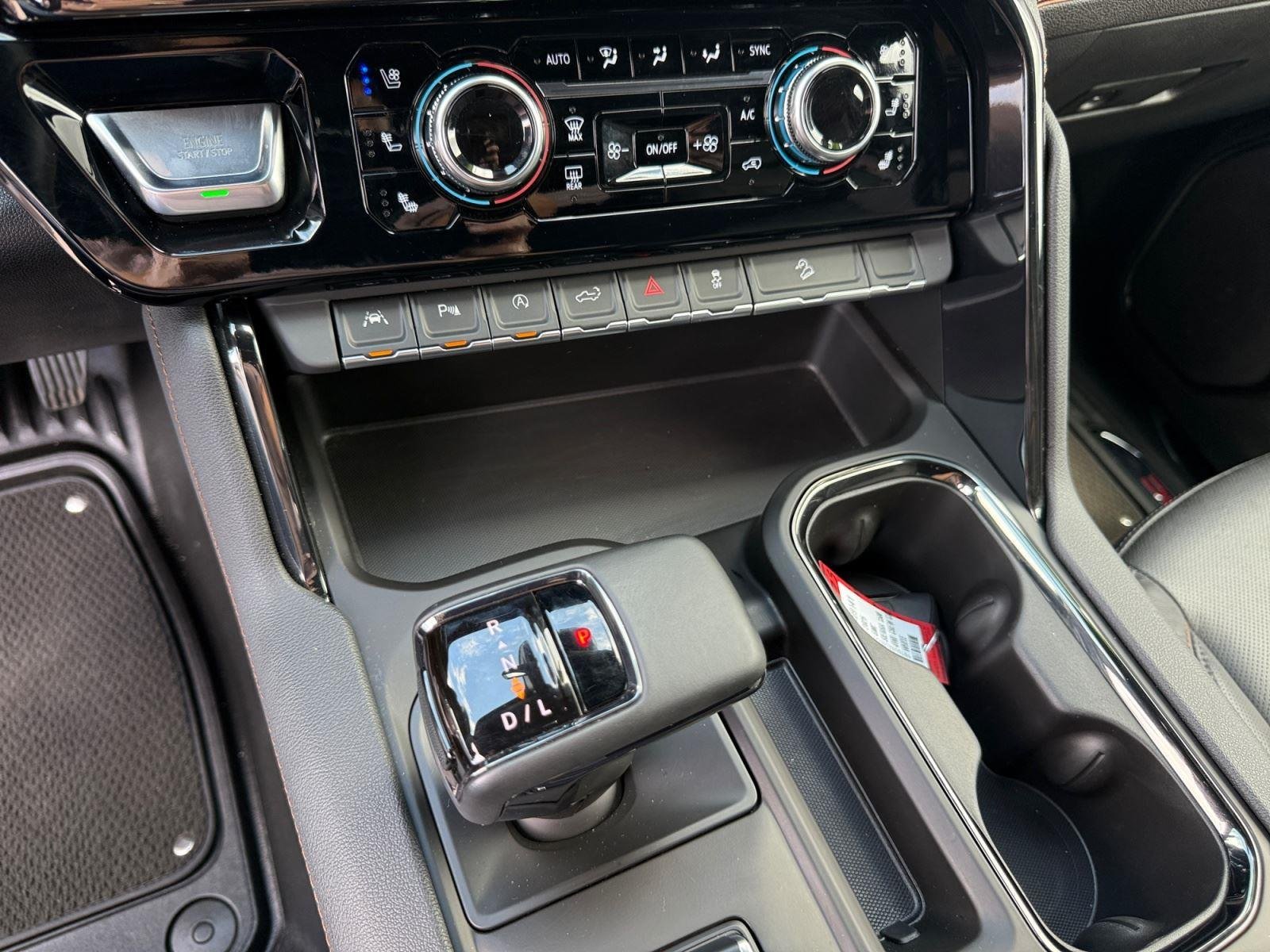 Used 2025 Summit White GMC AT4 image 12