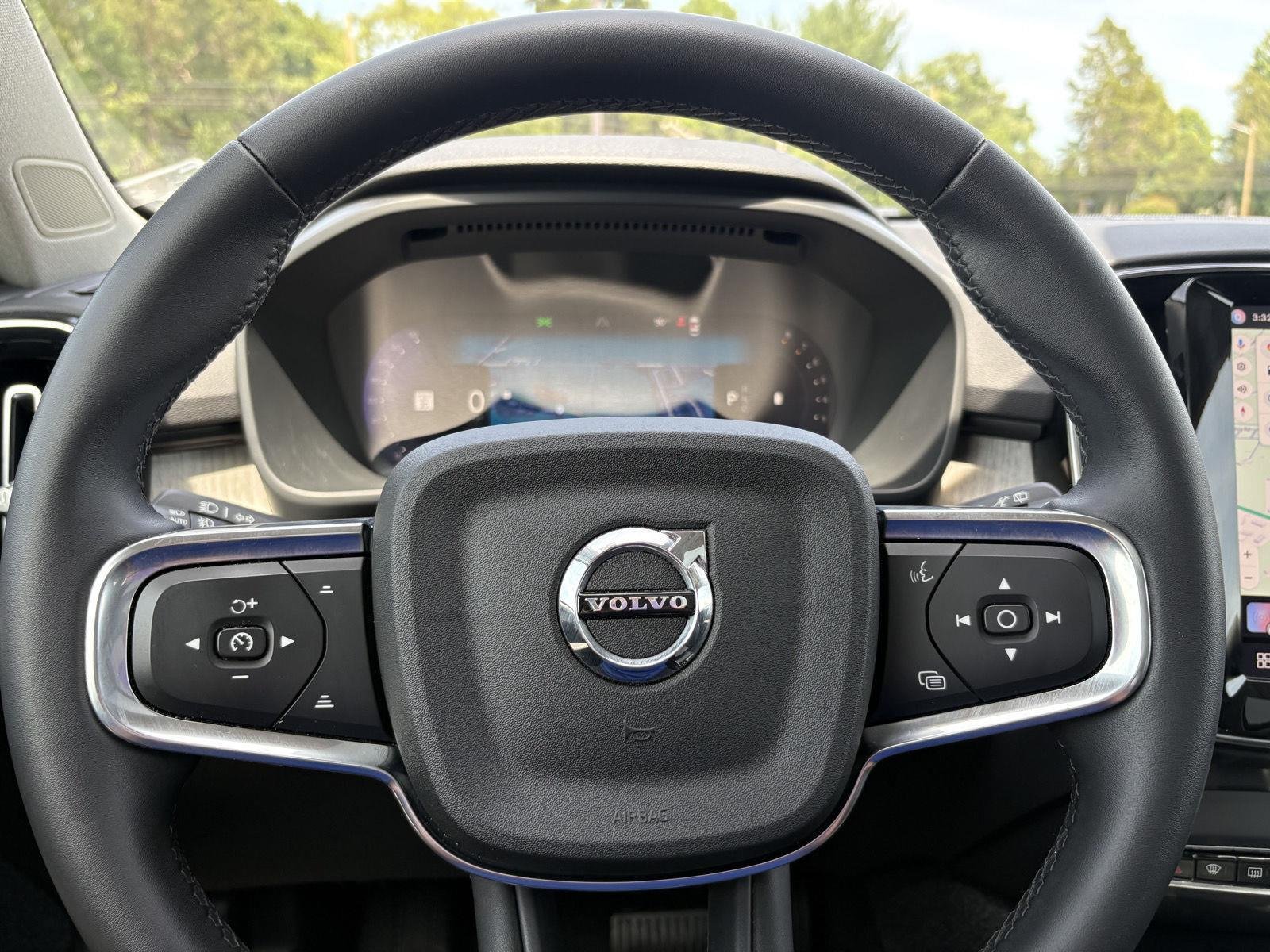 Used 2023 Thunder Grey Metallic Volvo Plus Dark Theme image 24