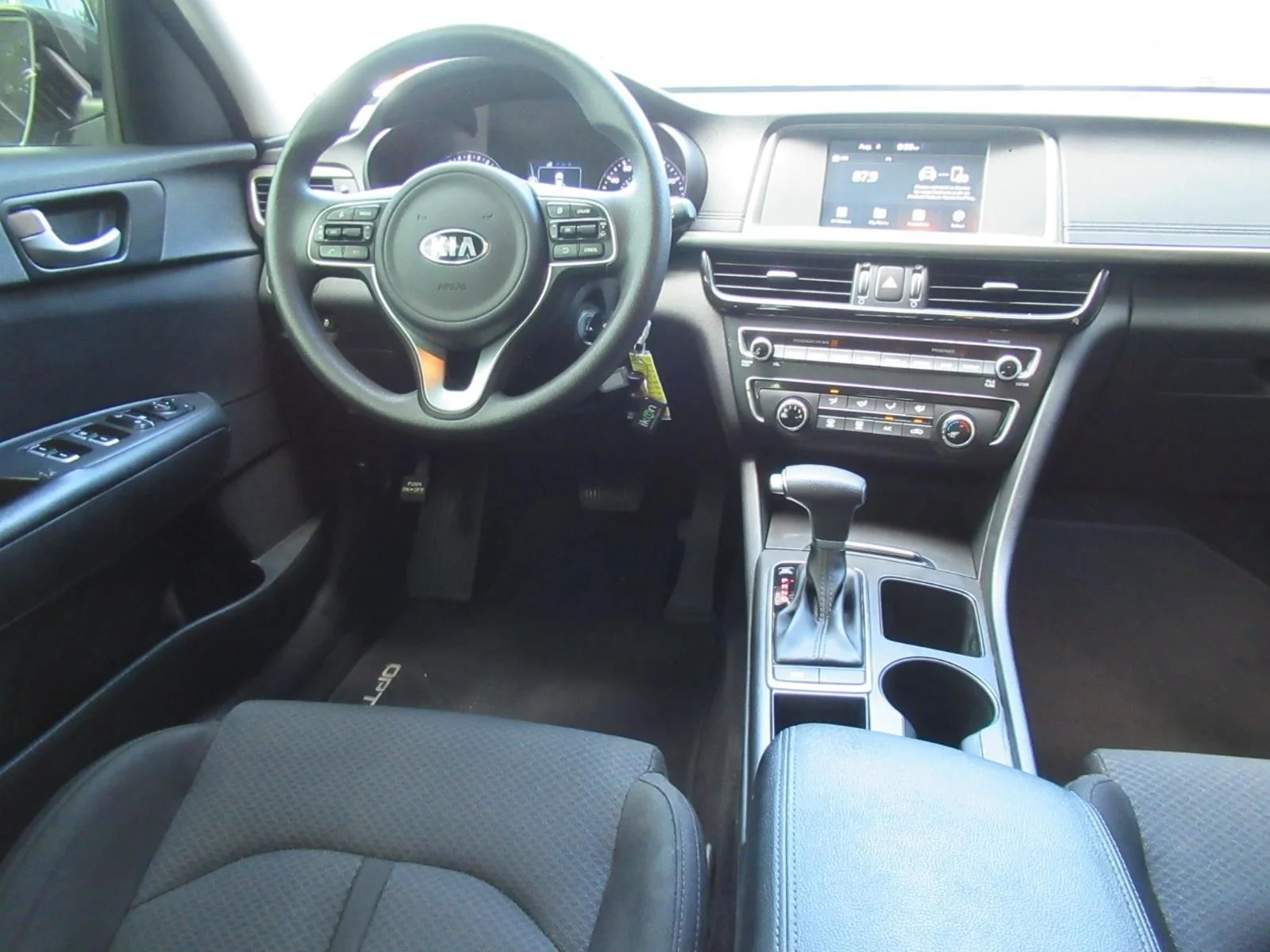 Used 2018 Silver Kia LX image 13