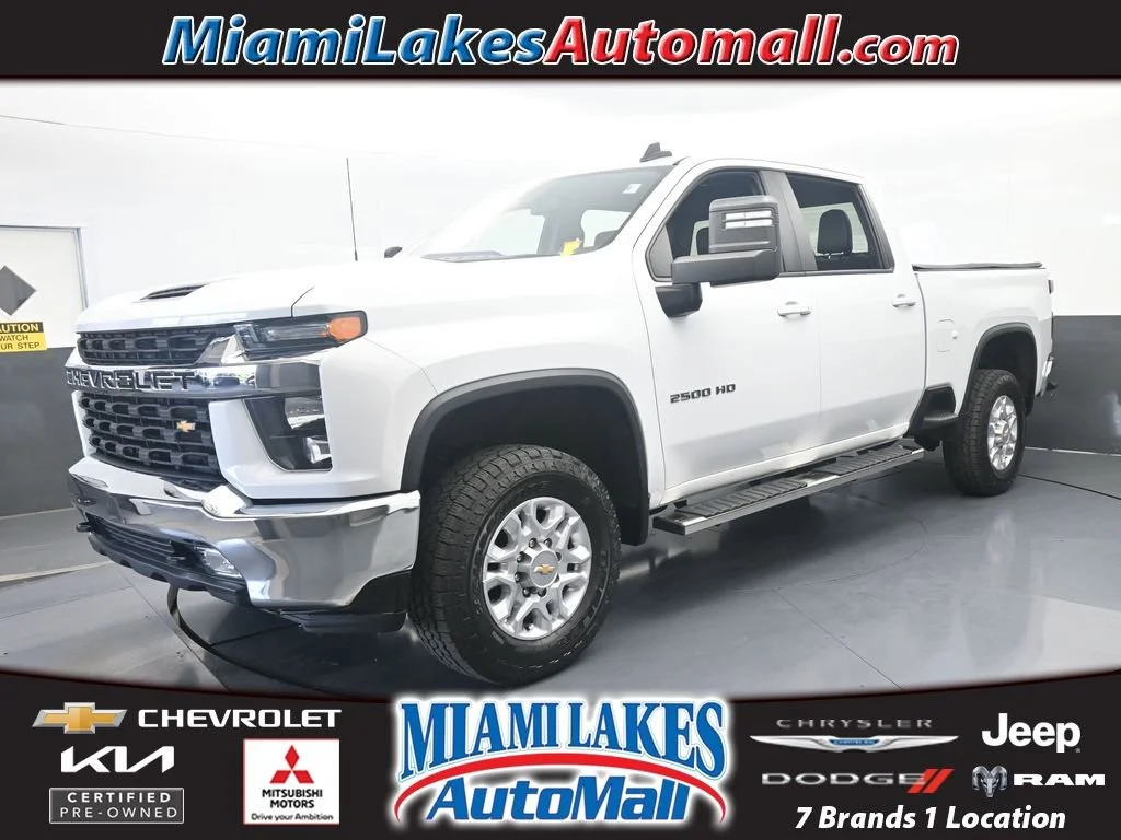 Used 2022 Summit White Chevrolet LT image 1
