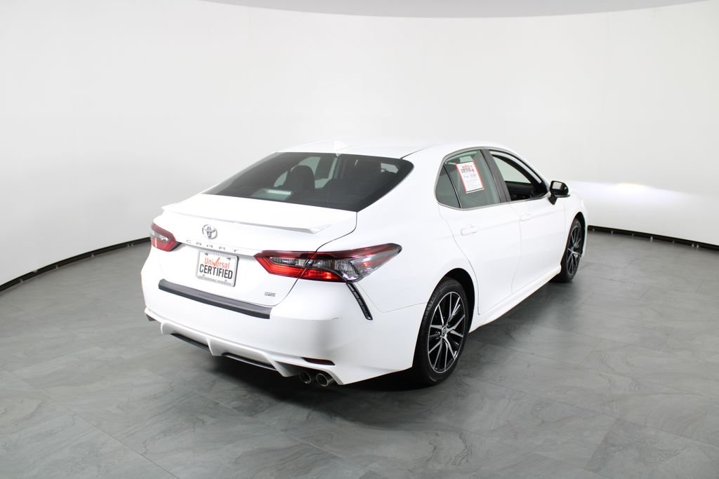 2023 Toyota Camry SE - Photo 14